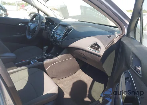 2018 Chevrolet Cruze Lt Auto z USA, uszkodzony, nr VIN 1G1BE5SM7J7101576